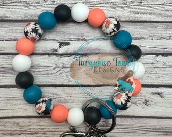 Daisy Silicone Wristlet Keychain