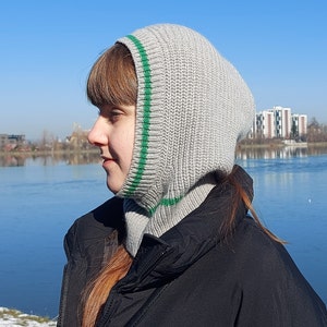 Cachecol com capuz cinza feminino, capuz de malha cinza de inverno, gorro cinza feminino, gorro de malha de alpaca, capuz feminino de malha cinza, listrado verde, balaclava quente