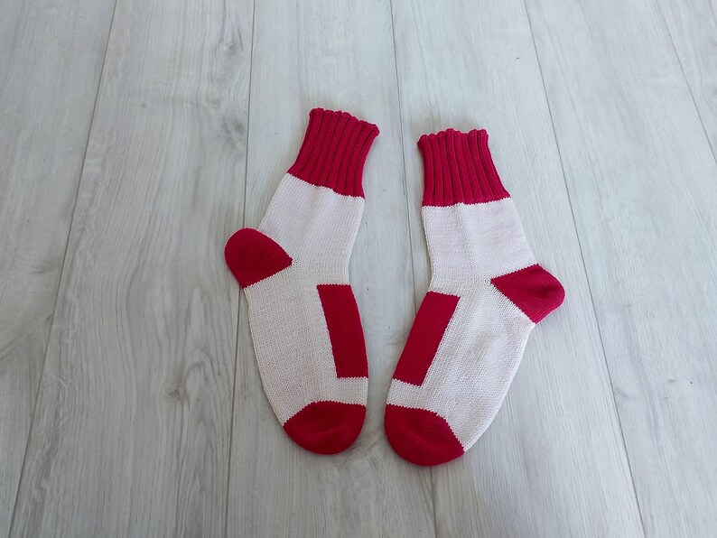 Red wool socks Women socks Merino socks Handmade 100/% merino Geometric ornament Present on Birthday Christmas gift Interesting Knitted house