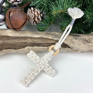 Christmas Ornament, Macrame | Cross Ornament | Holiday Decoration