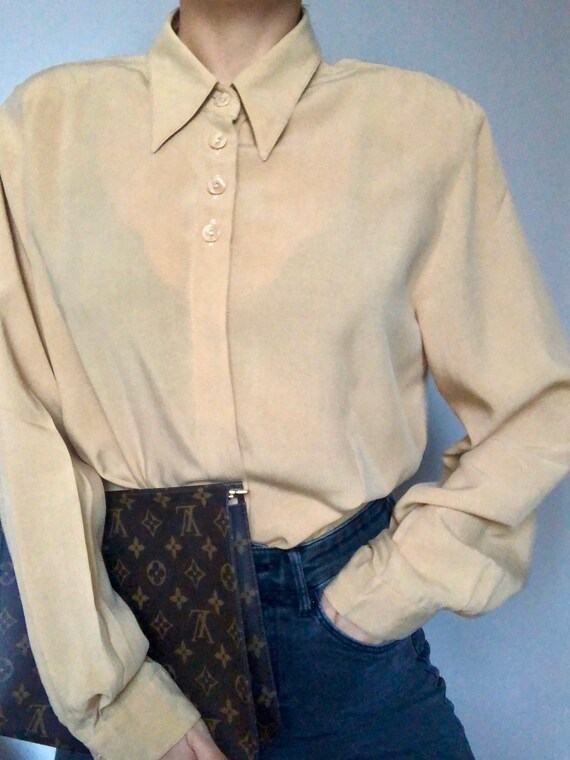 Vintage 80s shirt with shoulder pads