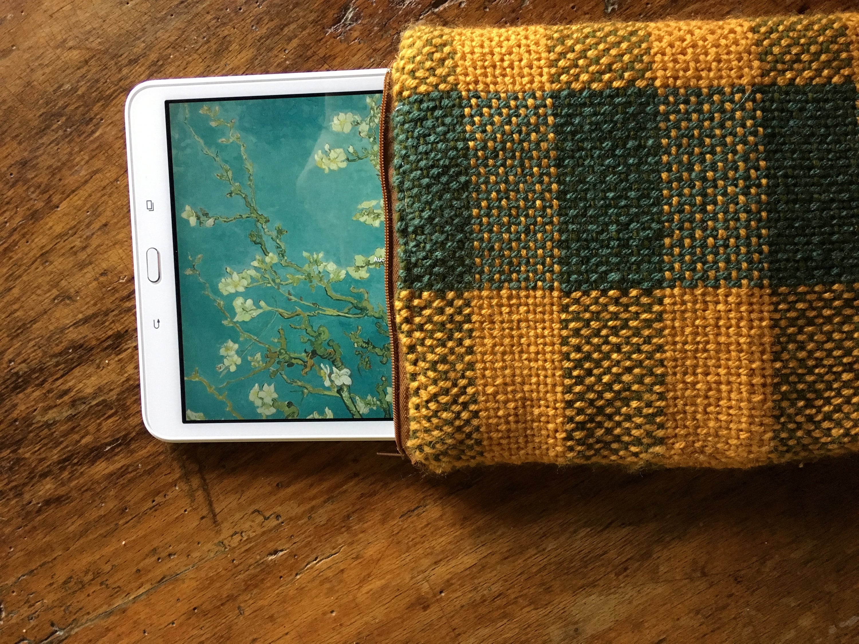 Pochette/Housse de Protection Pour Tablette en Tissage Écossais