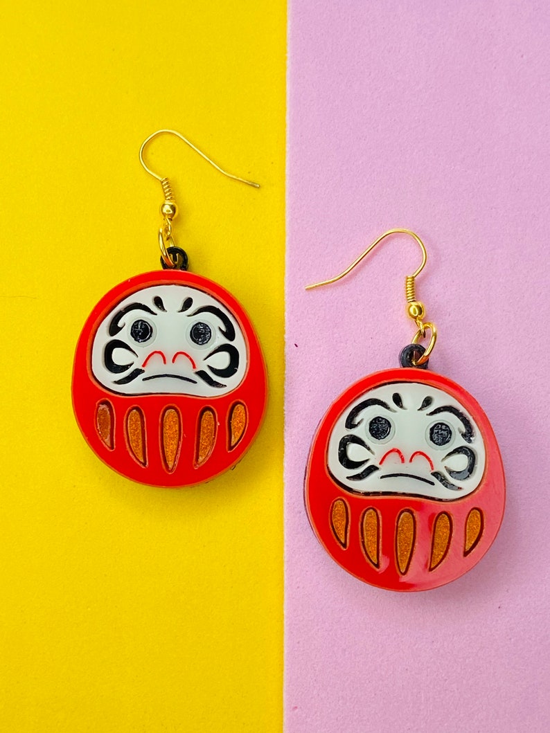 MAKOKOT LIGHT Traditional Daruma Doll EARRINGS Red