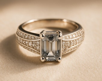14K Weißgold Turmalin Ring im Smaragdschliff mit Diamant Akzenten - Moderner Vintage Edelstein Ring