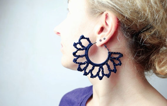 Navy blue hoop earrings deals