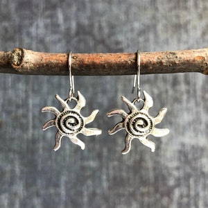 Small Sun Dangle Earrings / Boho Earrings / Silver Sun Drop Earrings / Nature Earrings / Hippie Earrings / Boho Jewelry / Earrings Gift