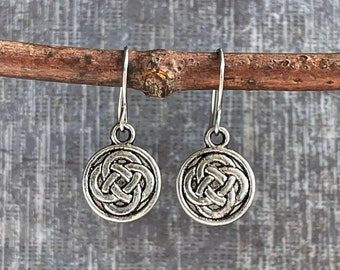 Celtic Knot Earrings / Small Boho Earrings / Eternity Earrings / Irish Earrings / Celtic Jewelry / Dainty Earrings / Gift For Her