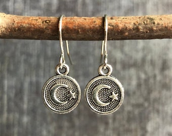 Moon Star Earrings / Tiny Silver Boho Earrings / Celestial Earrings / Night Sky Earrings / Celestial Jewelry / Earrings Gift