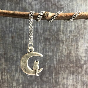 Cat Necklace / Silver Necklace / Cat Jewelry / Cat on Moon Necklace / Cat Lover Necklace / Cat Lover Gift
