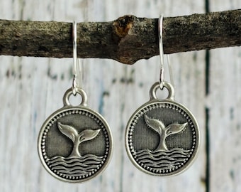Whale Earrings / Ocean Earrings / Beach Earrings / Nature Lover Earrings / Surfer Earrings / Minimalist Earrings / Water Lover Gift
