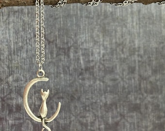 Cat Necklace / Silver Necklace / Cat Jewelry / Cat on Moon Necklace / Cat Lover Necklace / Cat Lover Gift