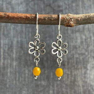 Little Flower Earrings / Yellow Dangle Earrings / Dainty Earrings / Minimalist Earrings / Spring Earrings / Gift For Her