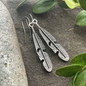 Silver Feather Earrings / Silver Dangle Earrings / Southwest Earrings / Feather Jewelry / Tribal Earrings / Boho Earrings / Earrings Gift