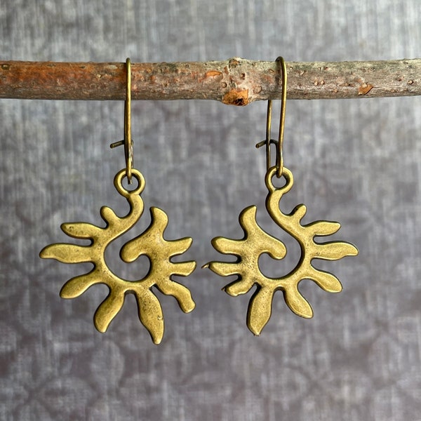 Sun Dangle Earrings / Boho Earrings / Brass Earrings / Hippie Earrings / Sun Jewelry / Lightweight Earrings / Gift For Her