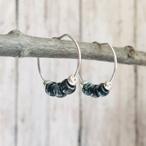 Small Sterling Silver Beaded Hoop Earrings / Rustic Picasso Bead Hoop Earrings / Black and Grey Bead Earrings / Small Hoop Earrings