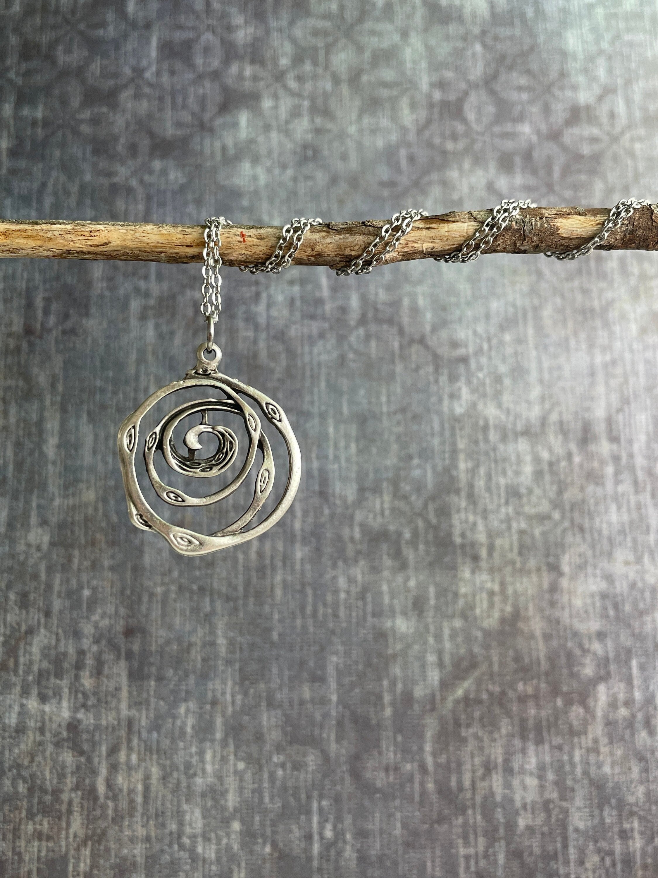 Swirl Necklace - Etsy