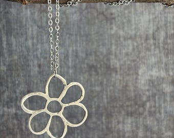 Big Silver Boho Necklace / Flower Daisy Pendant Necklace / Hippie Necklace / Rustic Silver Necklace / Silver Charm Necklace / Hippie Jewelry