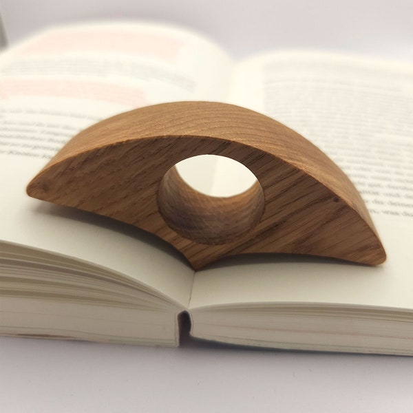 Buchseitenhalter aus Holz