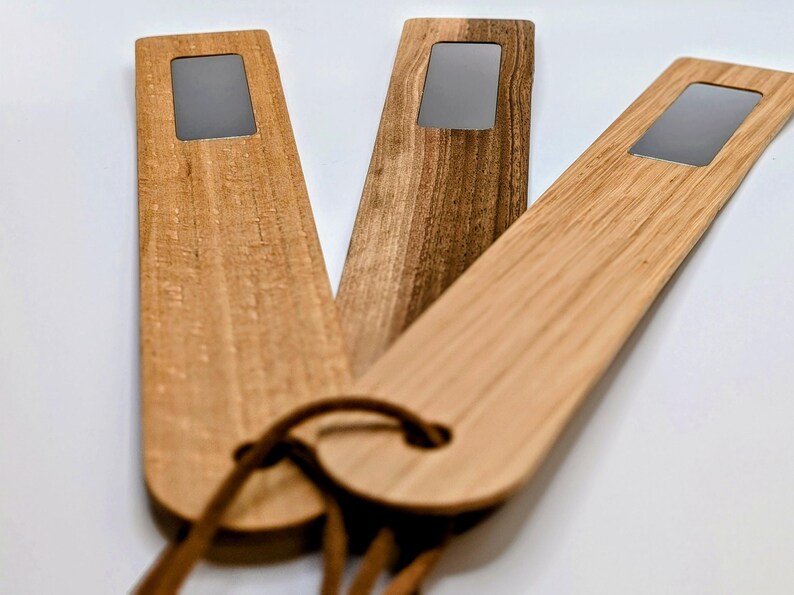 porte-pages en bois image 17