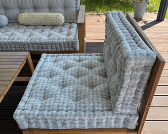 Coussin pour mobilier de jardin | Coussin d'extérieur | Coussin pour banc de jardin | Coussin de sol capitonné | Coussin sur mesure | Décoration extérieure