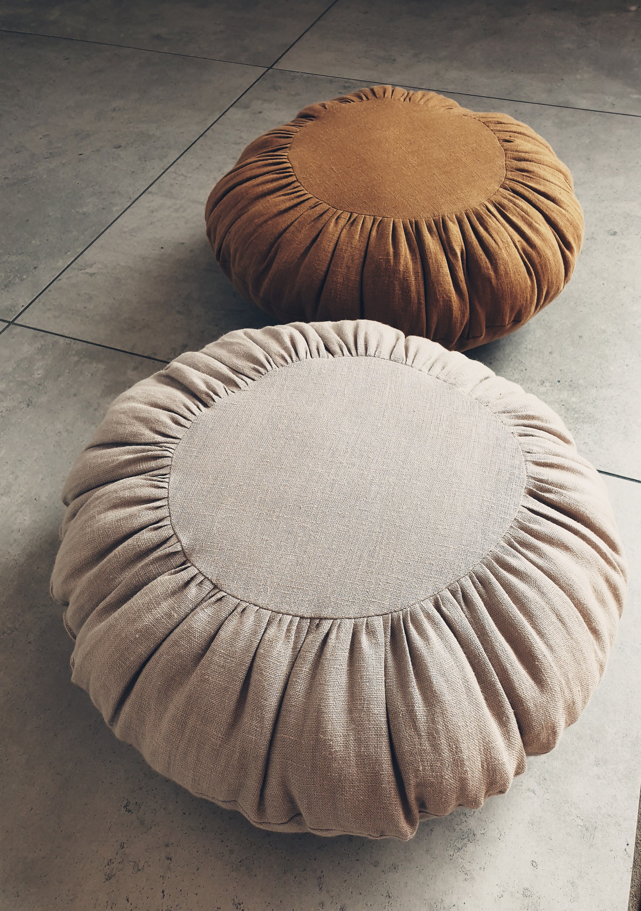 Linen Round Pillow Decorative Pillow Sofa Pillow Decorative Pillow for the Living Room Modern Pillows Etsy Canada