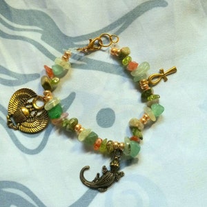 Pulseras de dijes: Sobek