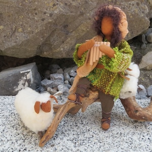Flute Player 25 cm - Nativity Figure - Narrative Figure