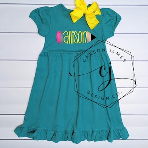 Monogramm zurück zu Schule Kleid Bleistift Kleid für Baby Kleinkind Mädchen Kinder Apfelsammeln Kleid ersten Tag der Schule Outfit