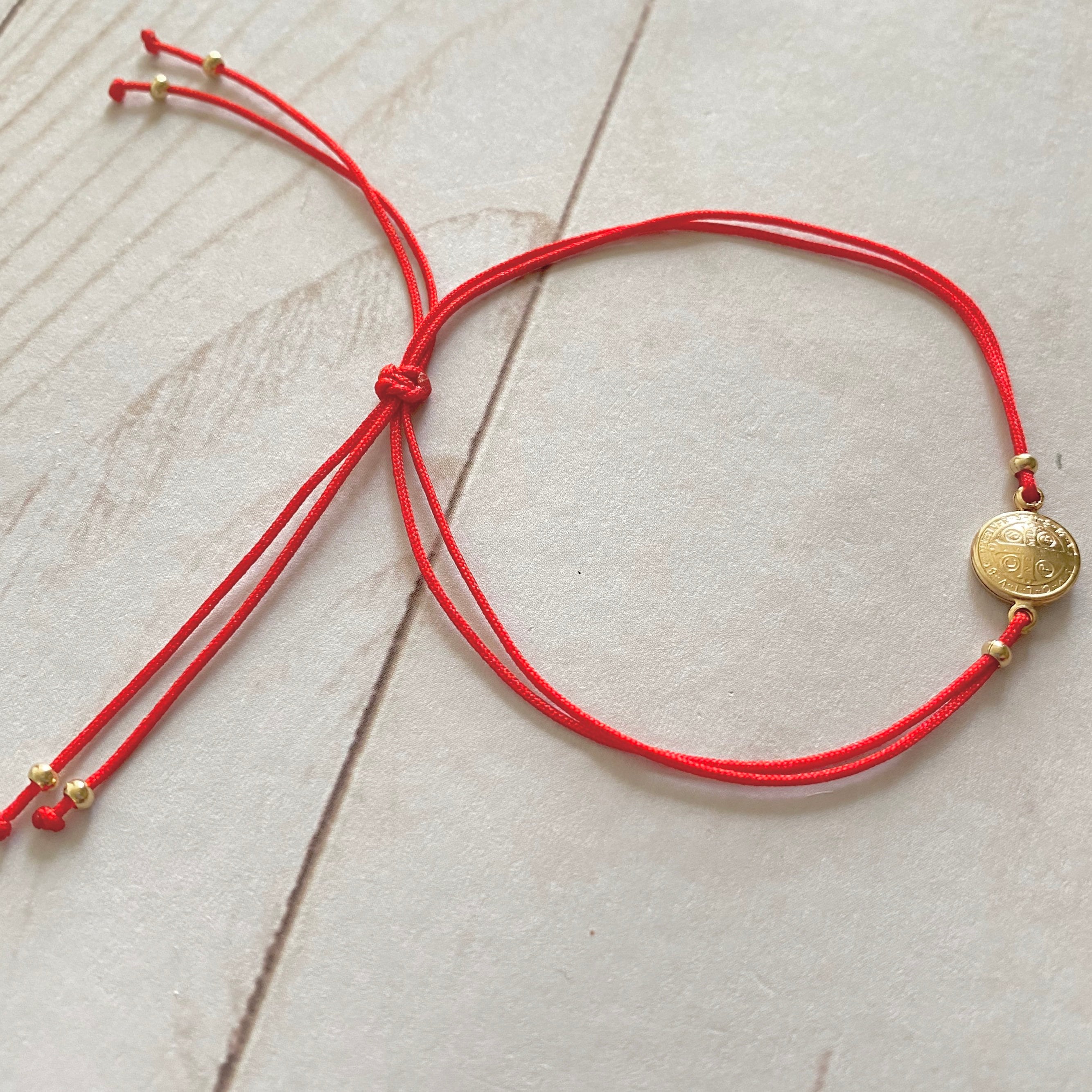 St Benedict Medal Adjustable Red String Bracelet for Women – Pulsera San Benito Abad Fashionable