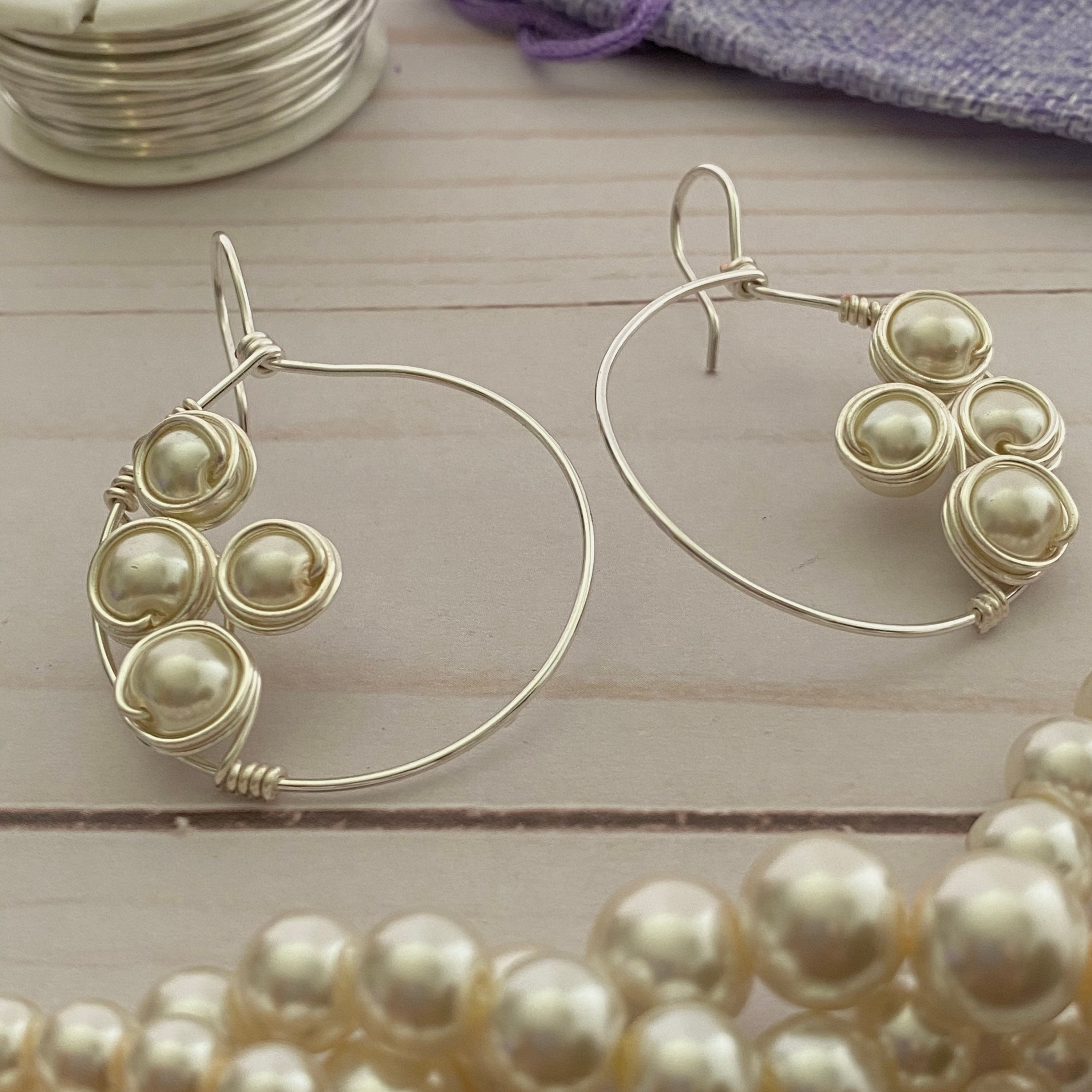 Boucles doreilles Pearl Hoop cerceaux envelopps de fil | Etsy