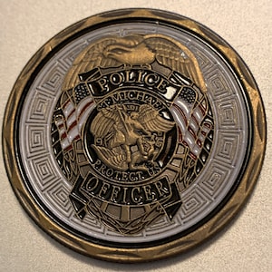 10 Pieces of Police Law Enforcement St Michael Coin *** Great Gift for any Active Police Person *** &quot;Keep Your Loved Police Officer Safe&quot;