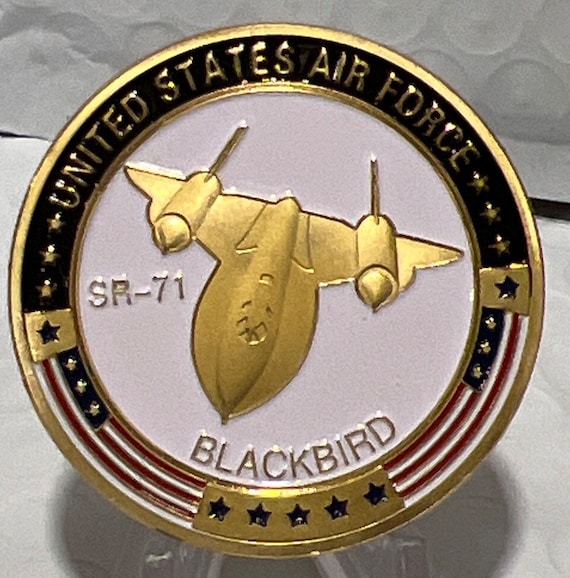 米空軍チャレンジコイン／Air Force Challenge Coin Amazon.com: US Air Force C-130 Hercules Challenge Coin