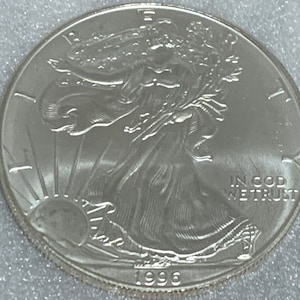Low Mintage 1996 American Silver Eagle Dollar / Troy Oz .999 Fine Silver