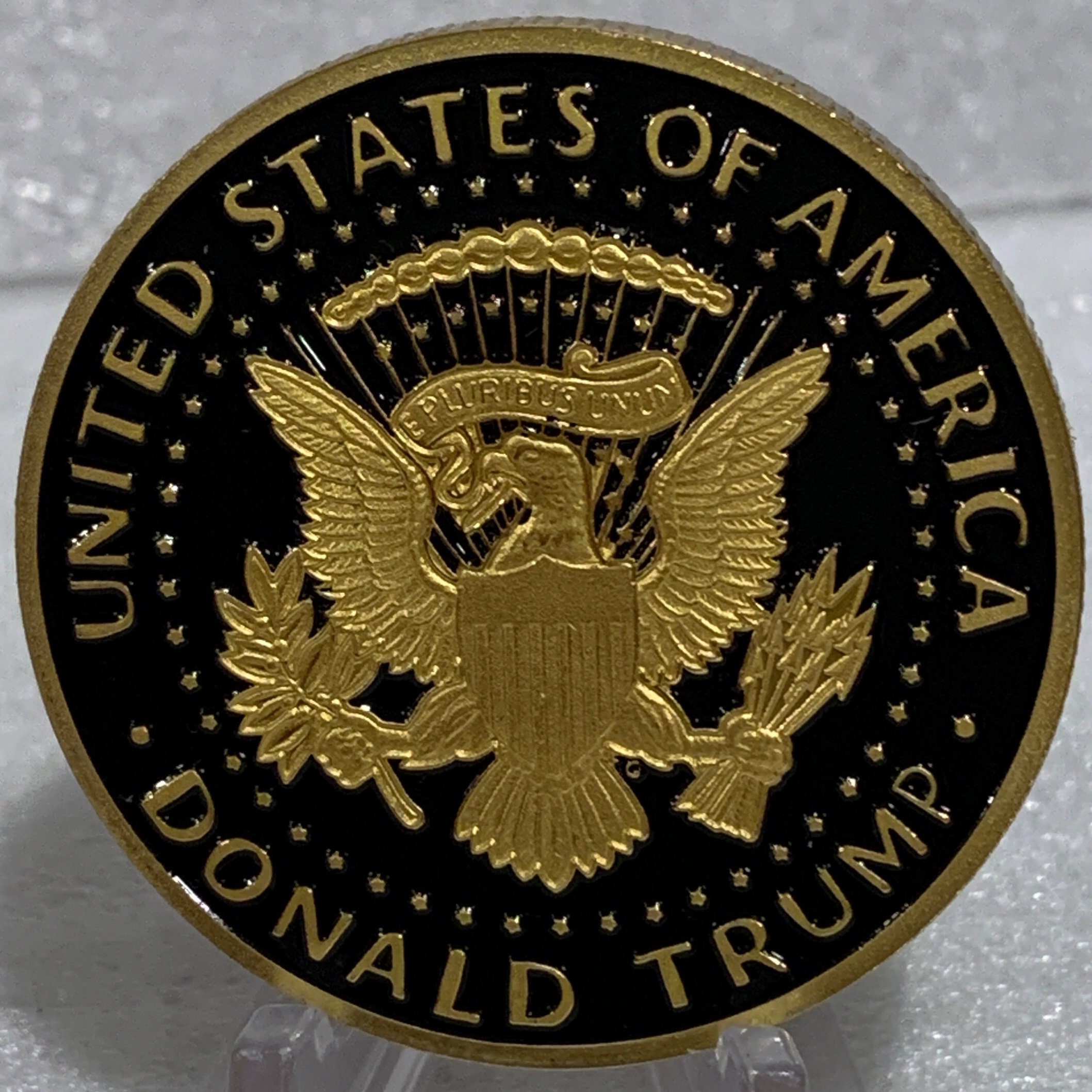 La Pièce De Monnaie De Mème Trump Rebondit De 9 %, Les Traders Voient Des  Signes Positifs