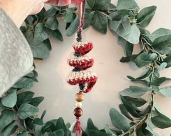 Crochet Pattern: Christmas Tree Ornament Pattern -  Twisty Tree