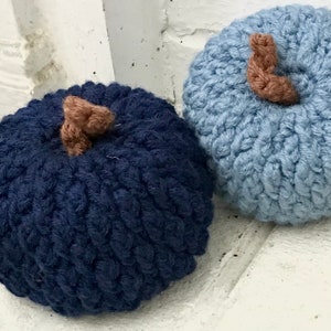 Cozy Alpine Pumpkin Crochet Pattern image 1