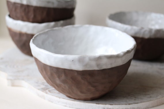 Ceramic bowl. Handmade pottery serving bowl.  Ceramic Serving bowl. Soup bowl. Cereal bowl. Breakfast bowl.