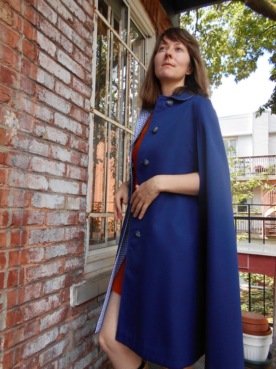 Reversible Mod 60s Poncho Blue White Plaid