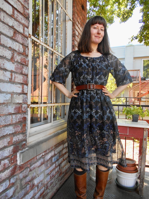 Romantic Sheer Charcoal Grey Floral Dress 70s - image 4