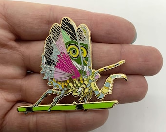 Flower Mantis Enamel Pin - Nature-Inspired Accessory, Wildlife Art, Conservation Gift, Bug Lover Collectible, 1% for the Planet