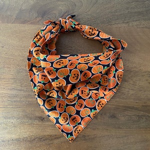 Pumpkin Jack &#39;o&#39; Lantern Dog Bandana: Fall Cotton Tie