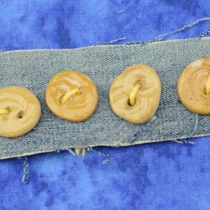 Buttons, Ceramic buttons, Pottery buttons, Clay buttons, Sewing, Craft, Art projects, fun buttons
