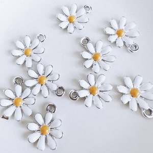 White Daisy Charm, Charm, Charms, Silver, White, Necklace, Bracelet, Earrings, Silver Charm, Cute, Flower, Daisy