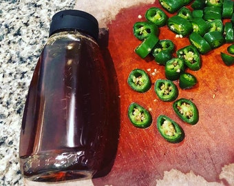 Jalapeño Honing | Geïnfundeerde honing | Ambachtelijke honing | Hete Honing | Cadeau set | Pittige honing | Rauwe honing | Kruiderij | Cadeau | Rauwe honing | Hete pepers