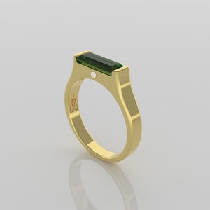 18k Gold Ring With Stunning Green Tourmaline