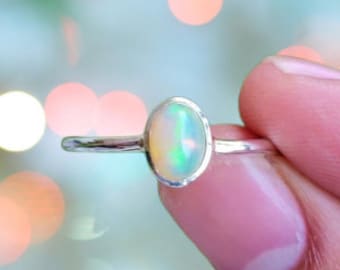 RARE WHITE OPAL & MARCASITE .925 SILVER RING US Size 7.8.9.10 RARE WHITE OPAL & MARCASITE .925 SILVER RING US Size 7.8.9.10