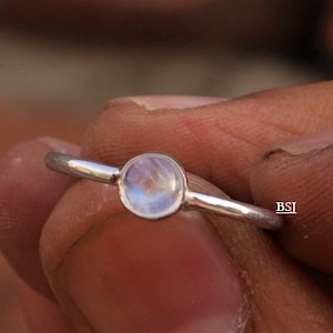 Moonstone Ring , 925 Sterling Silver Ring , Handmade Rainbow Moonstone , Round Shape Ring , Moonstone Ring, Can Be Personalized