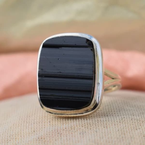 Schwarze Turmalin Ring, Sterling Silber Ring, schwarze Farbe Stein, Kissen Edelstein Ring, Split Band Ring, Verkauf, kann personalisiert werden, Geschenk