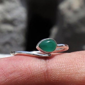 Handmade Green Onyx , Pear Shape Cut Ring, 925 Sterling Silver, July Birthstone, Simple Band Ring, Dainty Ring, Green Onyx Ring, Gift Ring