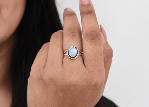 Minimalist Moonstone Silver Ring, Dainty Silver Jewelry, Split Band Ring, Rainbow Moonstone Ring, Engagement Gift for Fiancee, Promise Ring